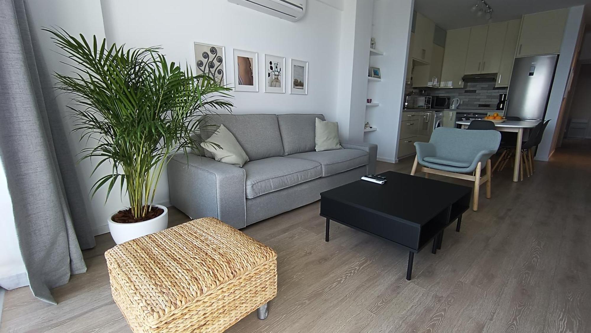 Sunorama Waterfront Apartment Larnaca Exterior foto